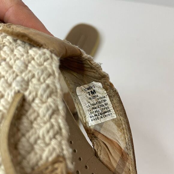 Sperry| Leather Top Sider| Comfort| Natural Thong Sandal - Picture 8 of 13